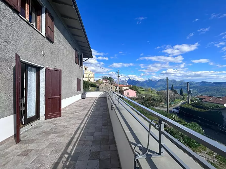 Immagine 4 di Appartamento in affitto  a Fivizzano