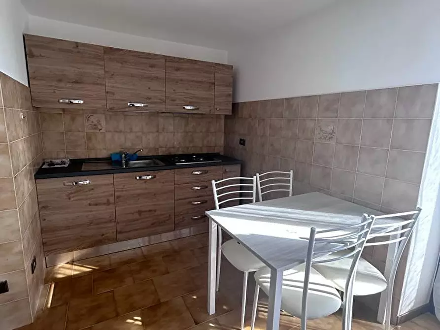 Immagine 6 di Appartamento in affitto  a Fivizzano