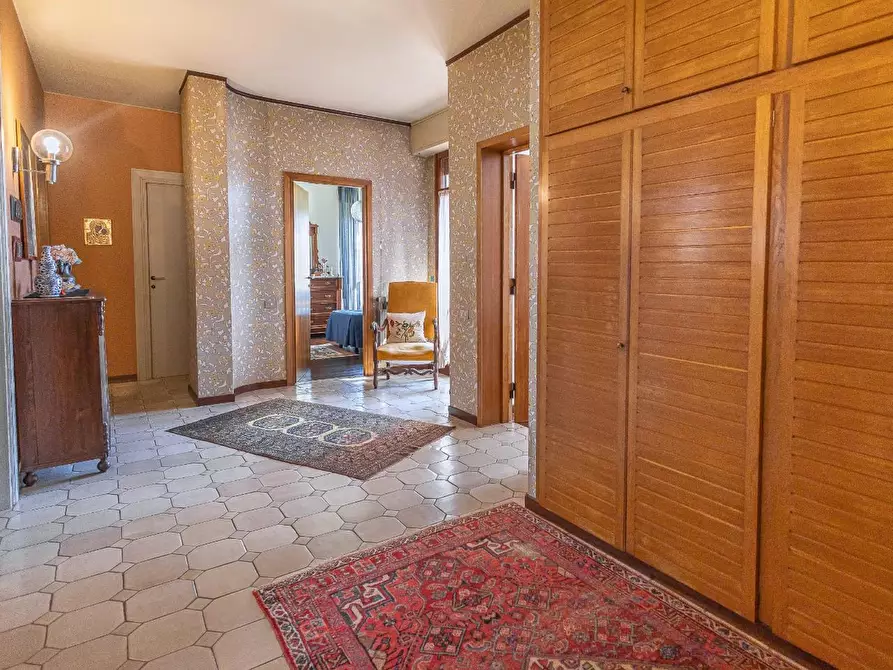 Immagine 14 di Villa in vendita  a Pontedera