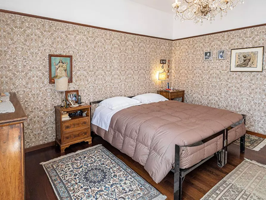 Immagine 16 di Villa in vendita  a Pontedera