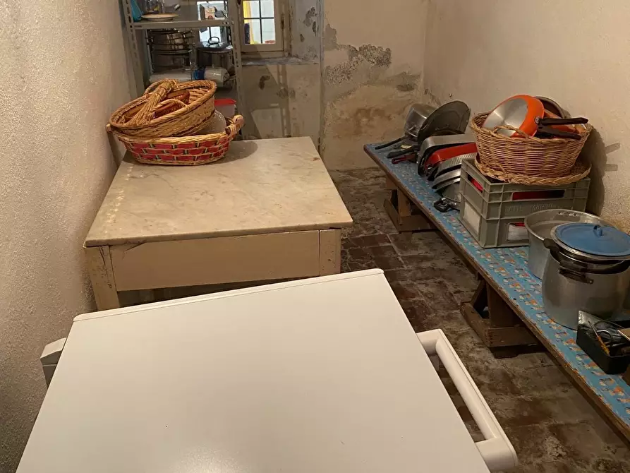 Immagine 6 di Casa semindipendente in vendita  a Massa