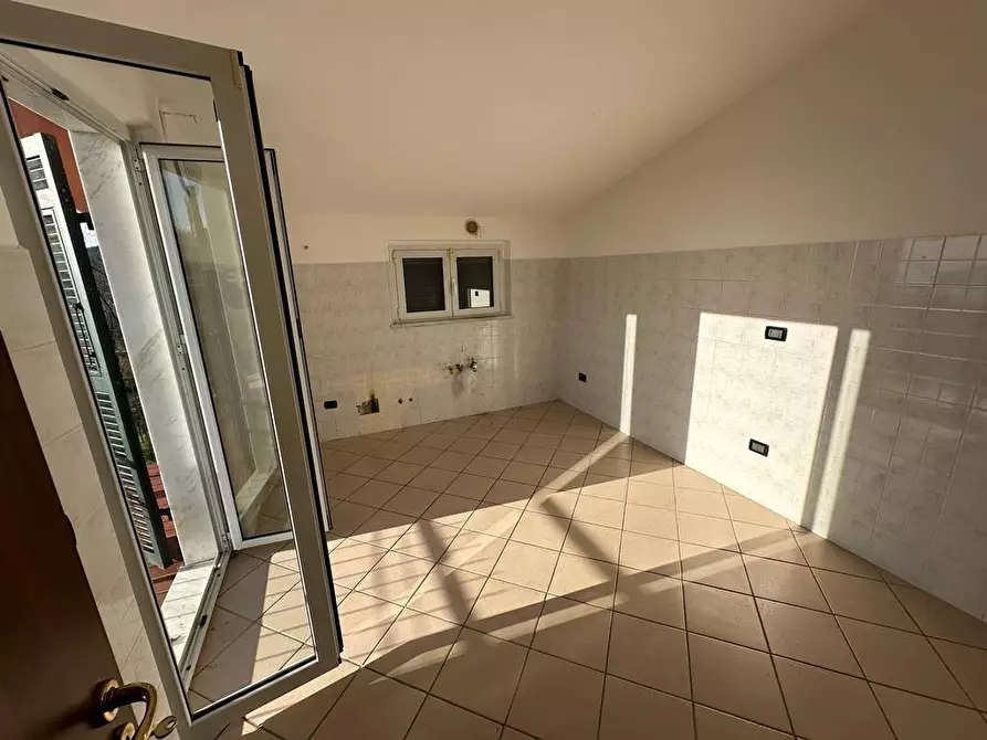 Immagine 55 di Villa in vendita  a Sarzana