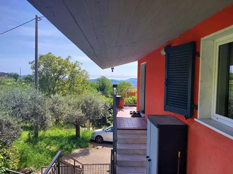 Immagine 22 di Villa in vendita  a Sarzana