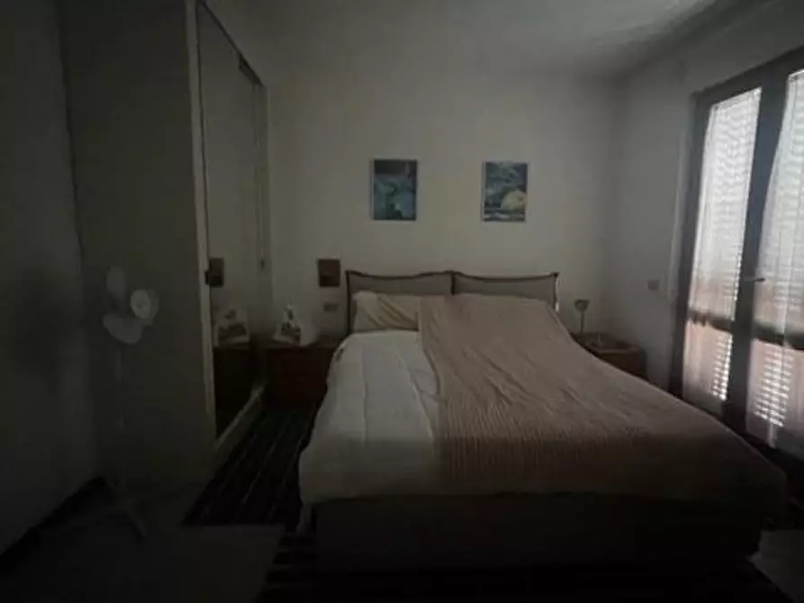 Immagine 15 di Villetta a schiera in vendita  a Montignoso