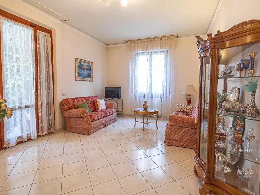 Immagine 20 di Villa in vendita  a Fucecchio