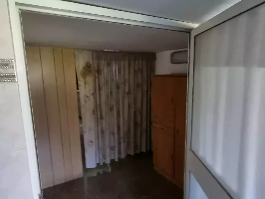 Immagine 37 di Villa in vendita  a Carrara