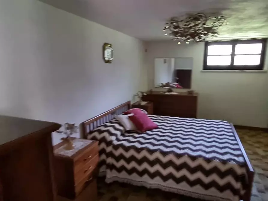 Immagine 29 di Villa in vendita  a Carrara