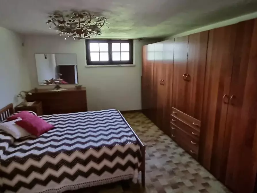 Immagine 30 di Villa in vendita  a Carrara