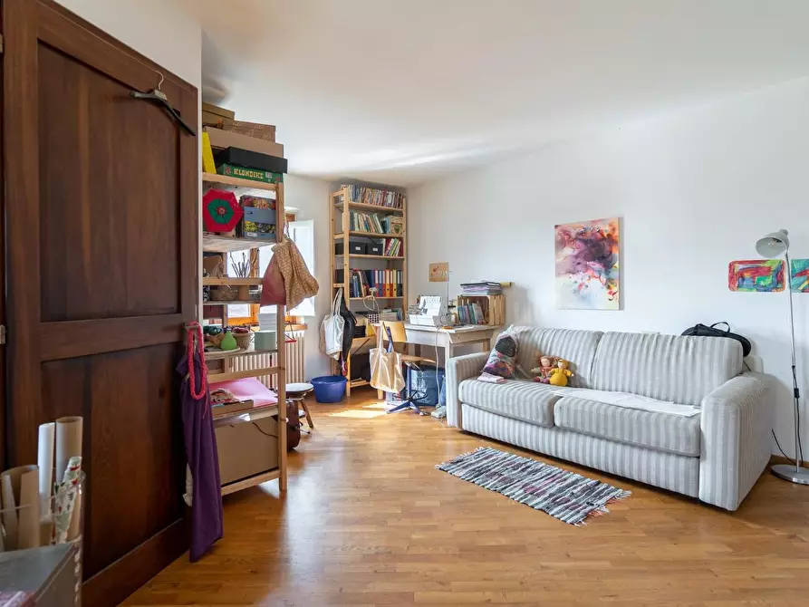 Immagine 17 di Appartamento in vendita  a Castelfiorentino