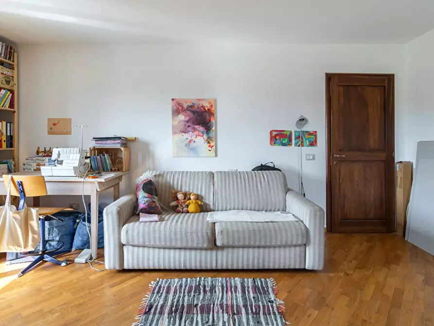 Immagine 18 di Appartamento in vendita  a Castelfiorentino