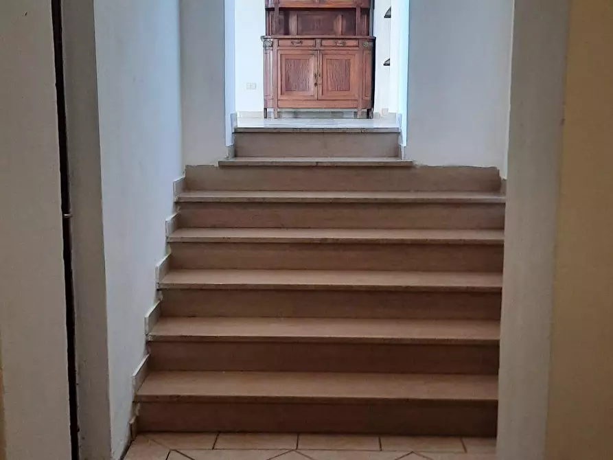 Immagine 27 di Appartamento in affitto  a Collesalvetti