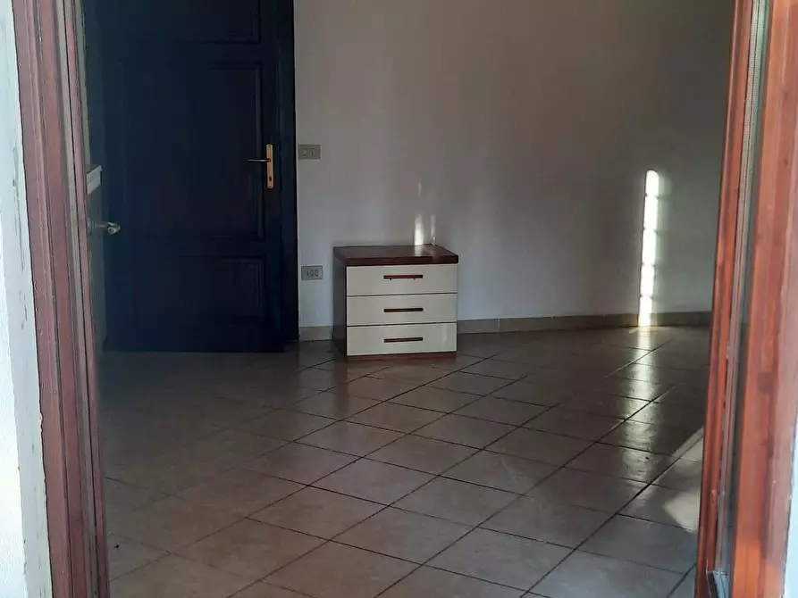 Immagine 29 di Appartamento in affitto  a Collesalvetti