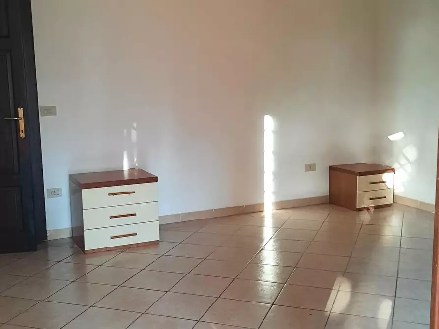 Immagine 33 di Appartamento in affitto  a Collesalvetti