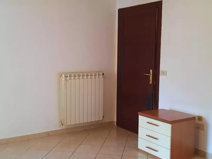 Immagine 35 di Appartamento in affitto  a Collesalvetti