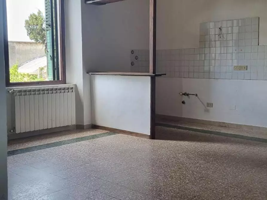 Immagine 4 di Appartamento in affitto  a Collesalvetti