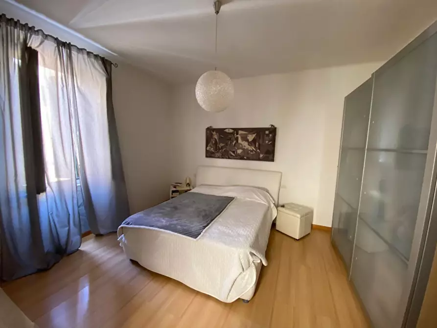 Immagine 11 di Appartamento in vendita  a Carrara