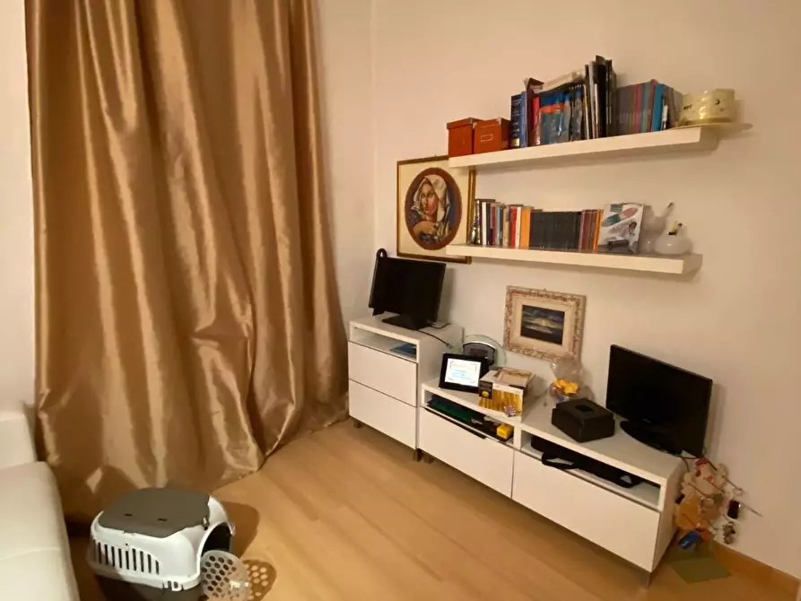 Immagine 7 di Appartamento in vendita  a Carrara