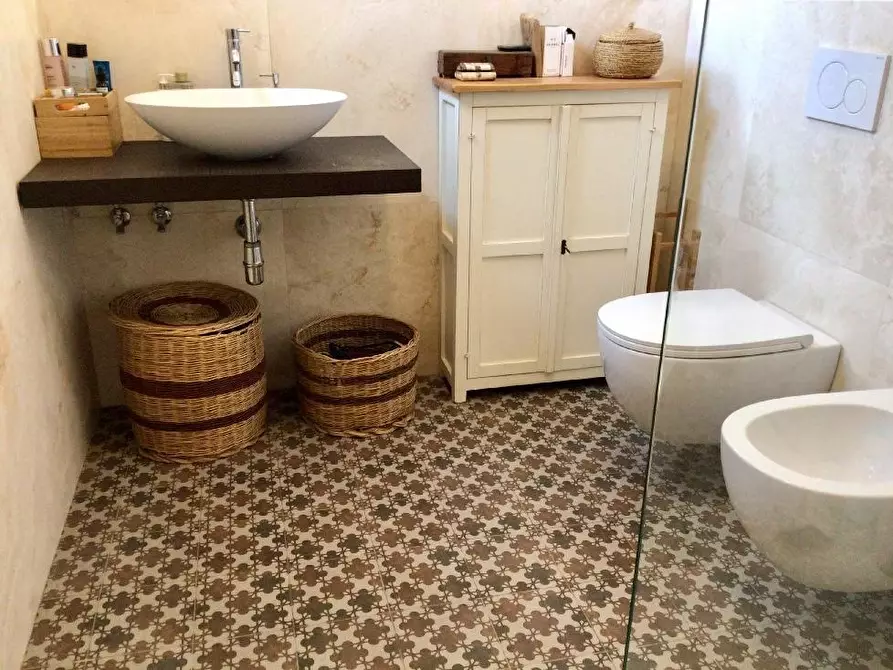 Immagine 7 di Appartamento in vendita  a San Gimignano