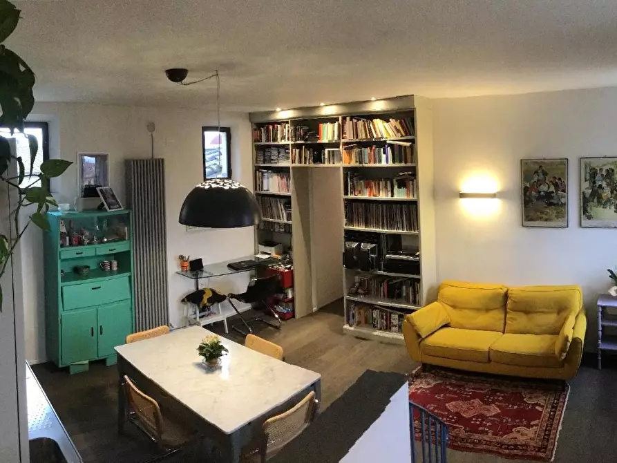 Immagine 5 di Appartamento in vendita  a San Gimignano