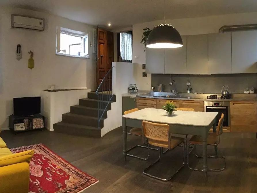 Immagine 4 di Appartamento in vendita  a San Gimignano