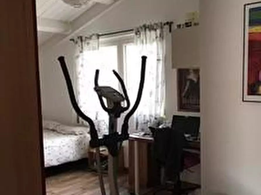 Immagine 17 di Casa indipendente in vendita  a Massa