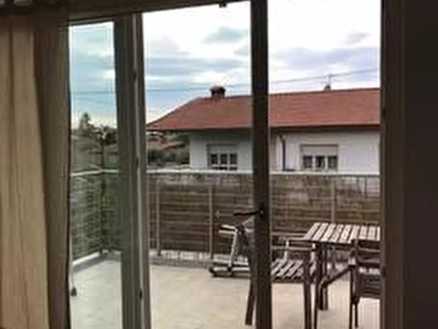 Immagine 11 di Casa indipendente in vendita  a Massa