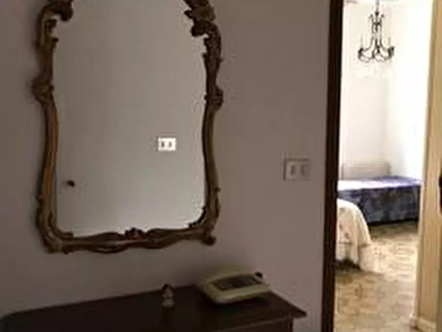 Immagine 51 di Casa indipendente in vendita  a Massa