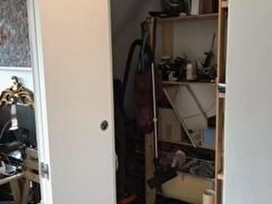 Immagine 60 di Casa indipendente in vendita  a Massa