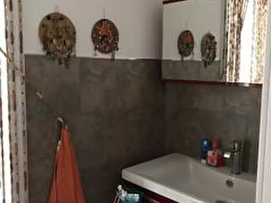 Immagine 24 di Casa indipendente in vendita  a Massa