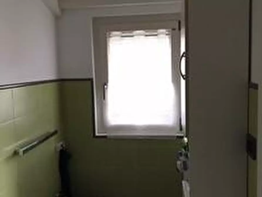 Immagine 13 di Casa indipendente in vendita  a Massa