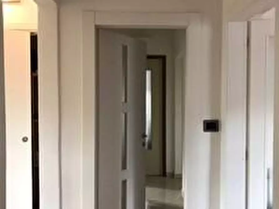 Immagine 54 di Casa indipendente in vendita  a Massa