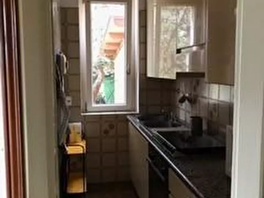 Immagine 42 di Casa indipendente in vendita  a Massa