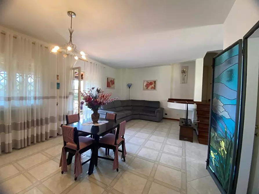 Immagine 5 di Casa bifamiliare in affitto  a Forte Dei Marmi