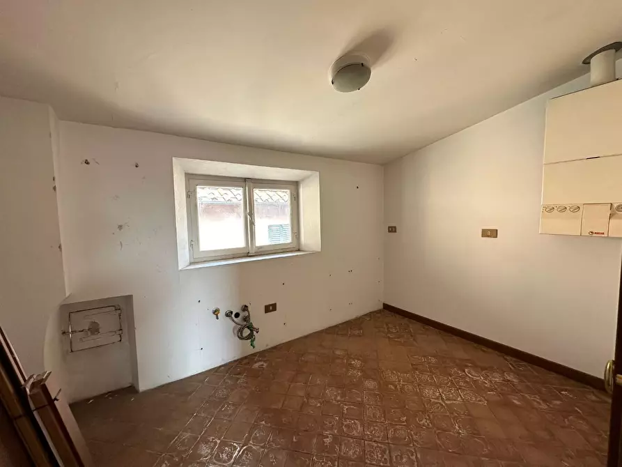 Immagine 17 di Mansarda in vendita  a Lucca