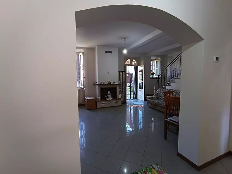 Immagine 6 di Terratetto in vendita  a Barga