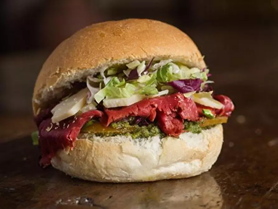 Immagine 4 di Bar / Ristorante in vendita  a Pisa