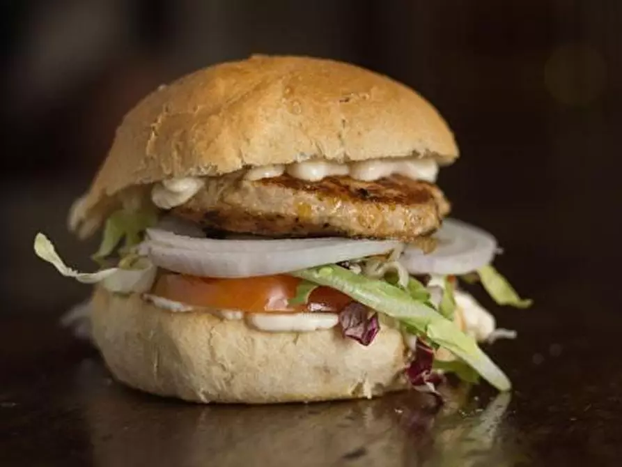 Immagine 10 di Bar / Ristorante in vendita  a Pisa