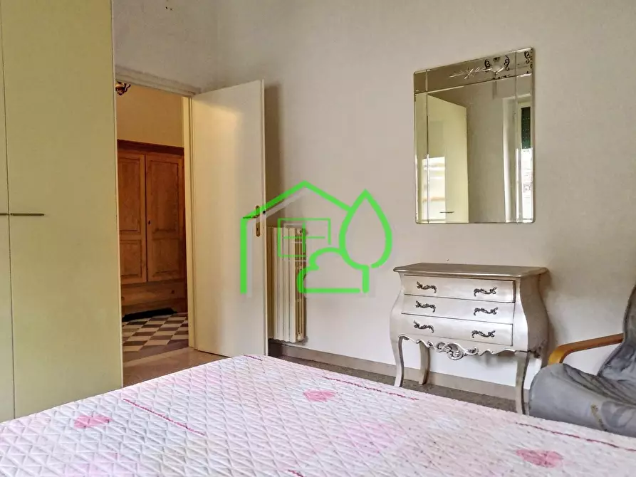 Immagine 26 di Villa in vendita  a Viareggio