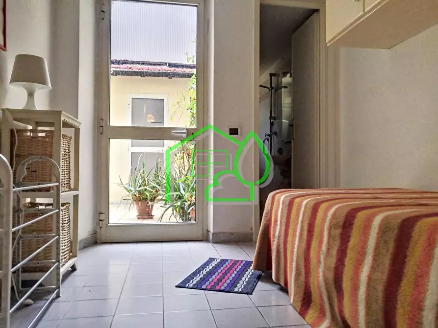 Immagine 12 di Villa in vendita  a Viareggio