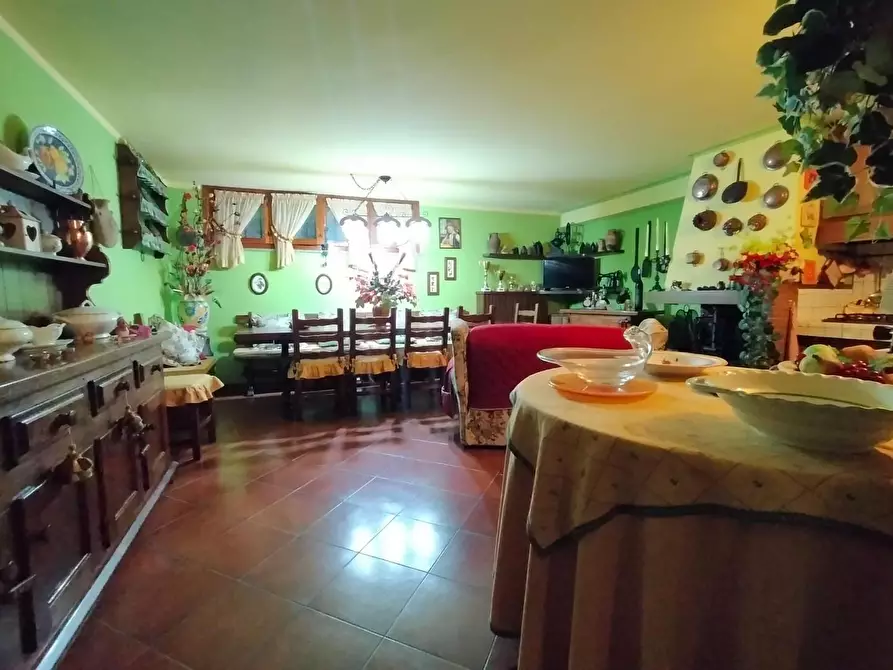 Immagine 9 di Villetta a schiera in vendita  a San Giuliano Terme