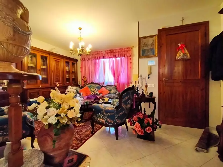 Immagine 3 di Villetta a schiera in vendita  a San Giuliano Terme