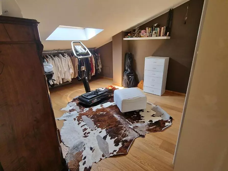 Immagine 6 di Appartamento in vendita  a Carrara