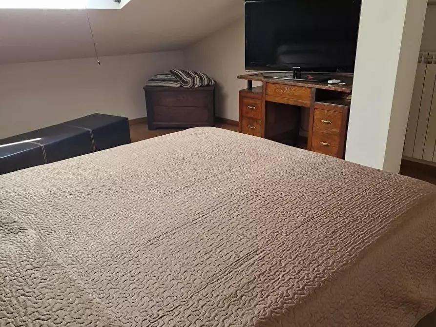 Immagine 7 di Appartamento in vendita  a Carrara