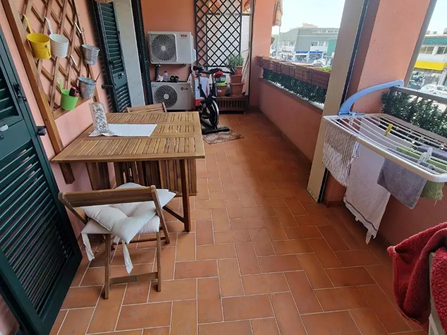 Immagine 2 di Appartamento in vendita  a Carrara