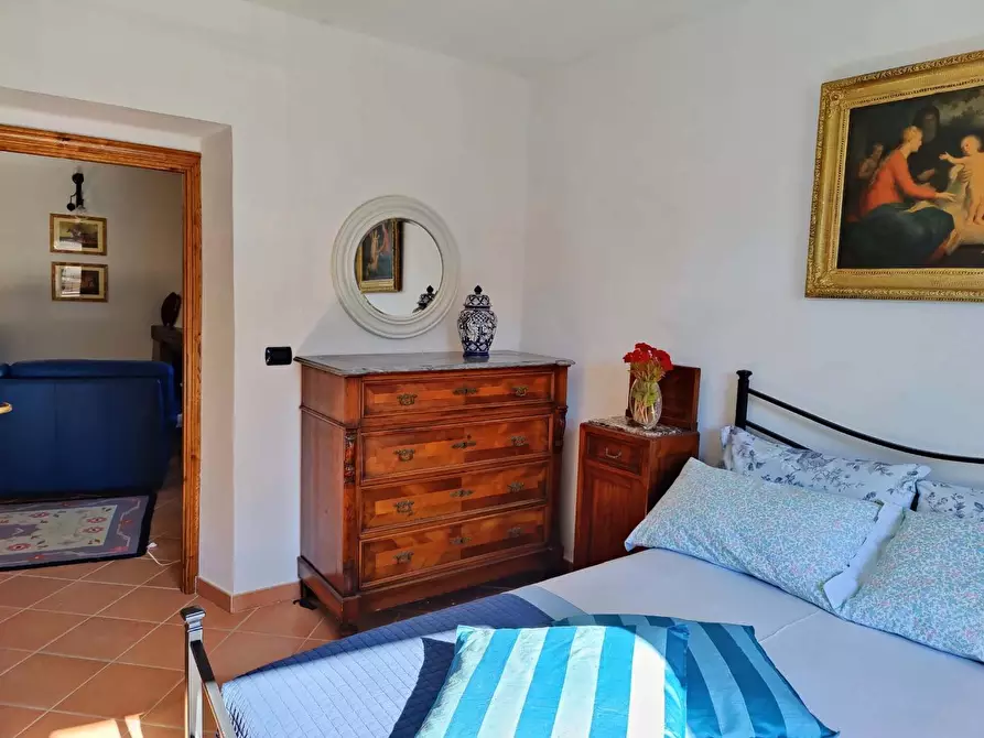 Immagine 2 di Casa semindipendente in vendita  a Licciana Nardi