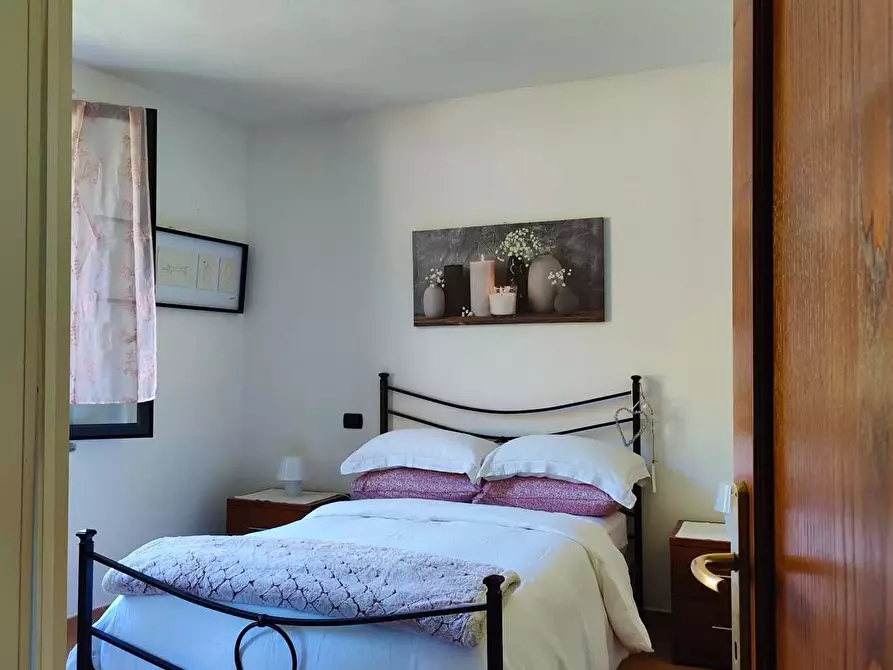 Immagine 15 di Casa semindipendente in vendita  a Licciana Nardi