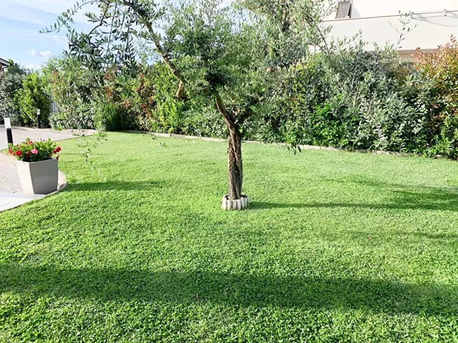 Immagine 43 di Villetta a schiera in vendita  a Montelupo Fiorentino