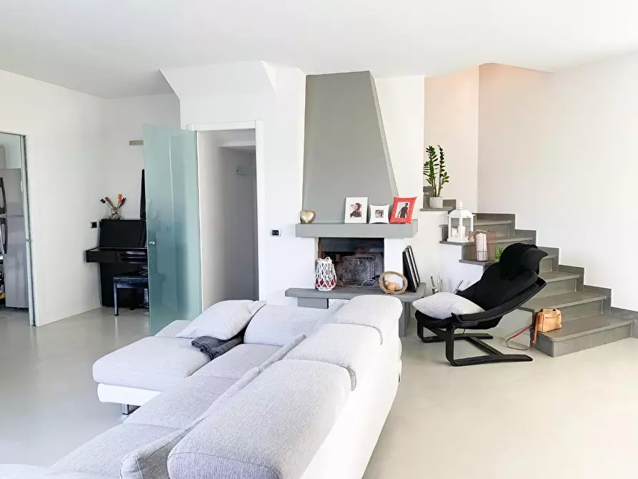 Immagine 9 di Villetta a schiera in vendita  a Montelupo Fiorentino