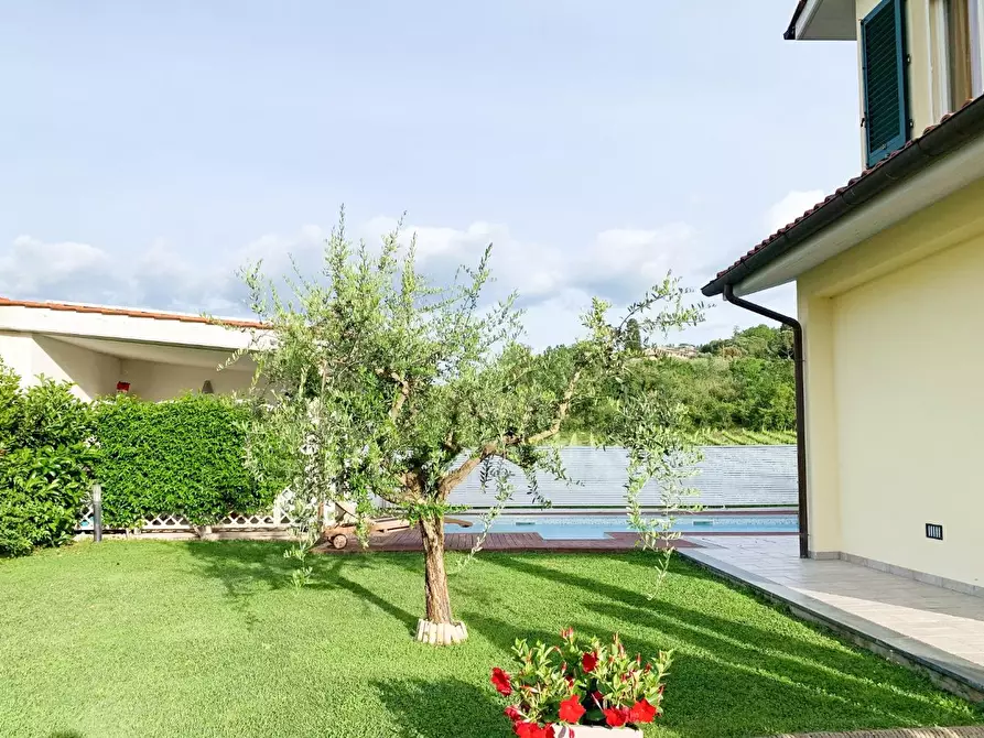 Immagine 10 di Villetta a schiera in vendita  a Montelupo Fiorentino