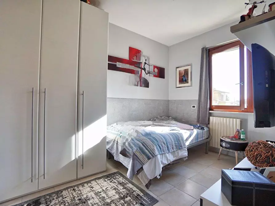 Immagine 10 di Appartamento in vendita  a Massa